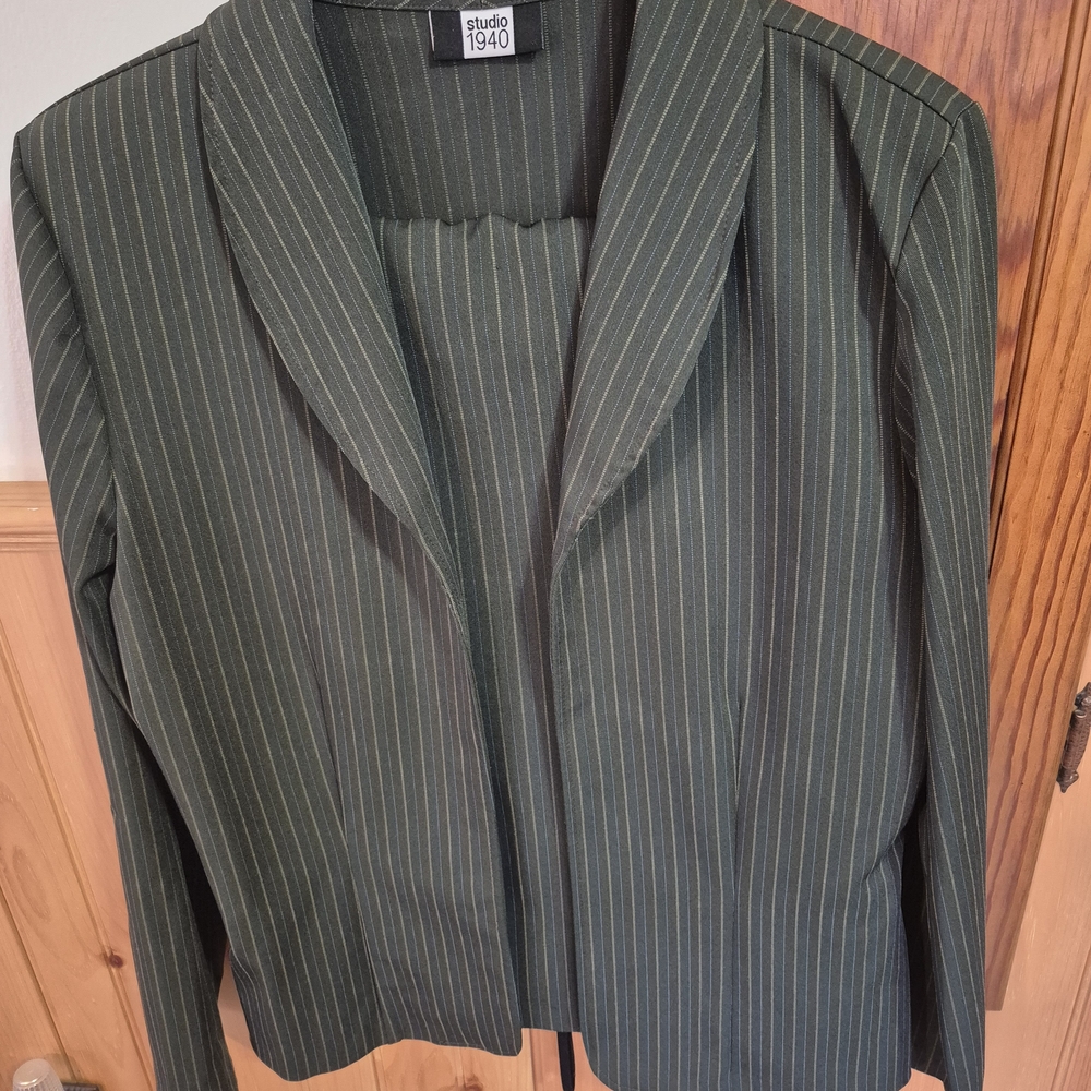 Studio 1940 Women's Dark Green Pinstripe Blazer